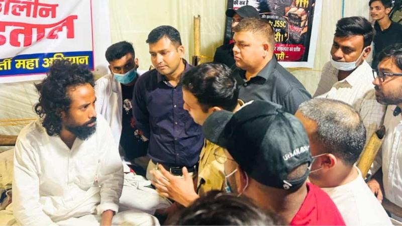 झारखंड में छात्रों का बड़ा मार्च, विधानसभा घेराव के लिए हजारों छात्र सड़क पर